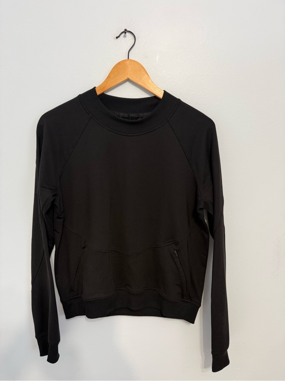 lululemon athletica Black Crewneck Pullover Sweatshirt